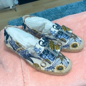 Ferragamo Espadrilles 100% Authentic. Size 7